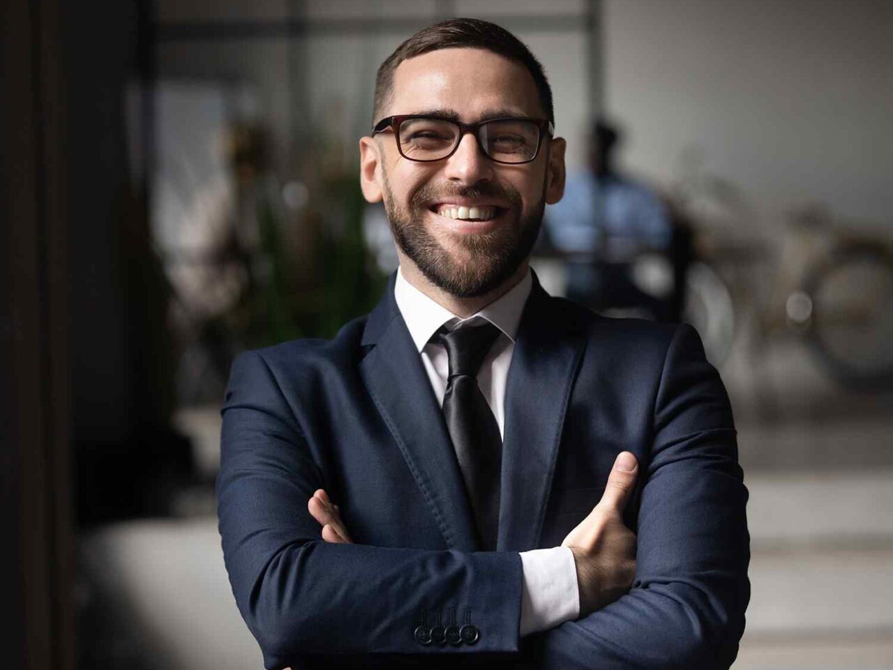 https://3kfinancial.aakarist.com/wp-content/uploads/2019/02/team_02-1280x960.jpg